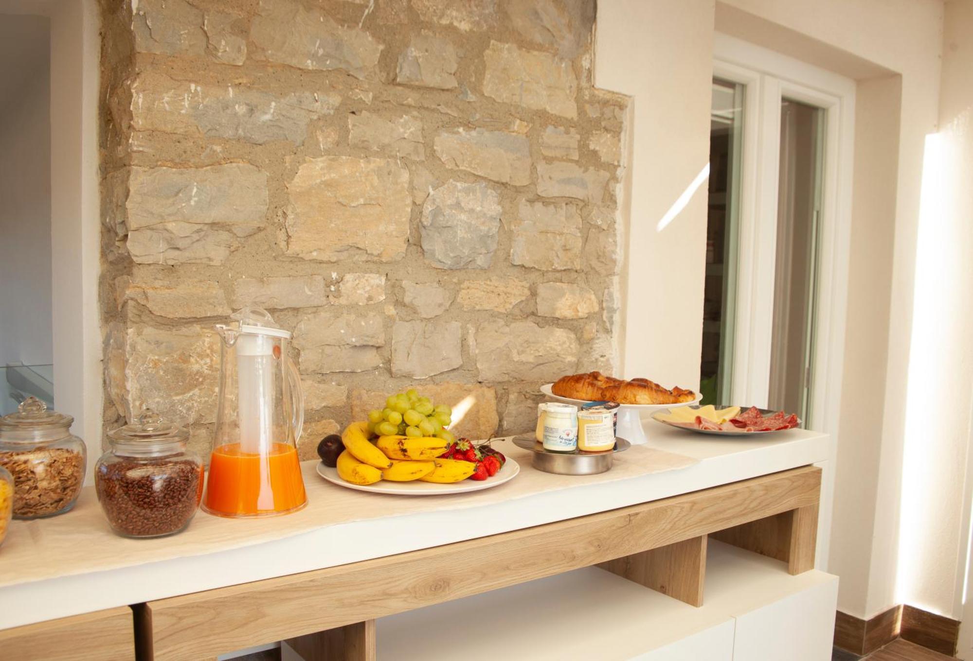 Aquamaris Design Suite & Spa Paestum Eksteriør billede