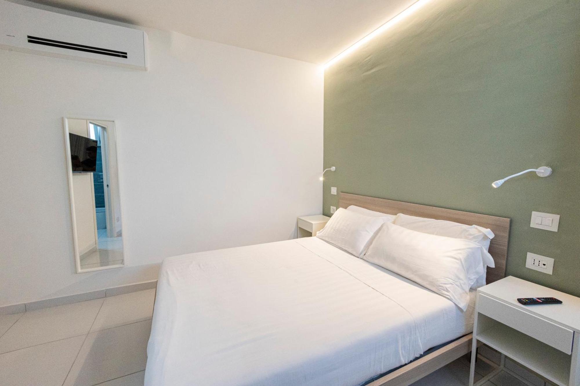 Aquamaris Design Suite & Spa Paestum Eksteriør billede